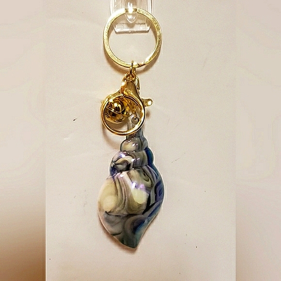 Acrylic Seashell Keychains/Purse Charms, NWT - Picture 5 of 6